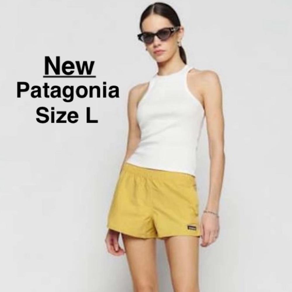 New Patagonia Barely Baggies Shorts Size L Color:Surfboard Yellow with tags⭐️⭐️ - Picture 4 of 17